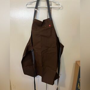 Hedley & Bennett Brown Apron